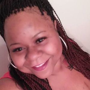 Meet your Posher, Maxine